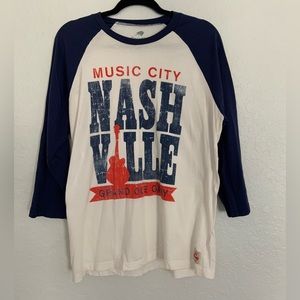 Sportiqe Womens TShirt Size Large Nashville Grand Ole Opry Music City